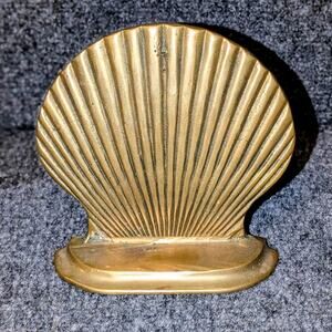 Vintage 1960s Seiden International Solid Brass Scallop Shell Bookend Doorstop